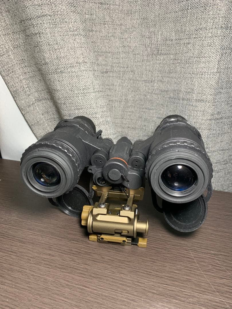 マリタイムヘルメット　pvs15 WILCOXレプリカマウント