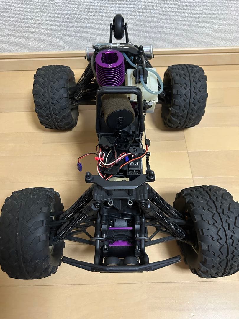 ジャンク扱いです。hpi-racing SAVAGE X 4.6 RTR