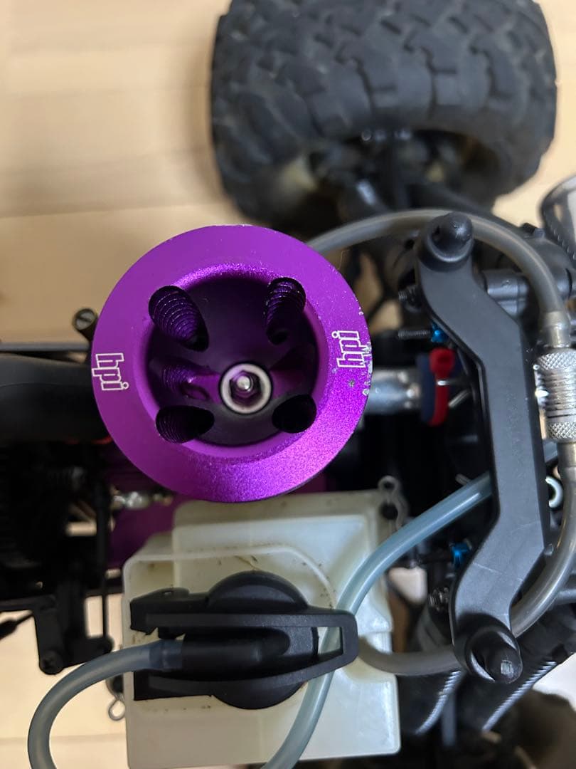 ジャンク扱いです。hpi-racing SAVAGE X 4.6 RTR