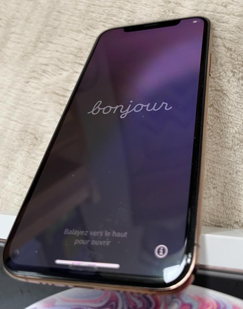 Apple iPhone XS 64GB ゴールド