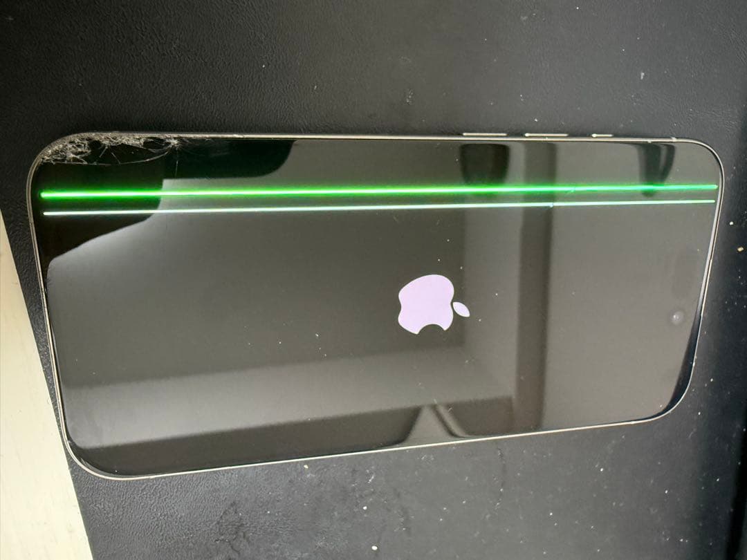 iPhone 15 Pro 256GB SIMフリー 液晶割れ