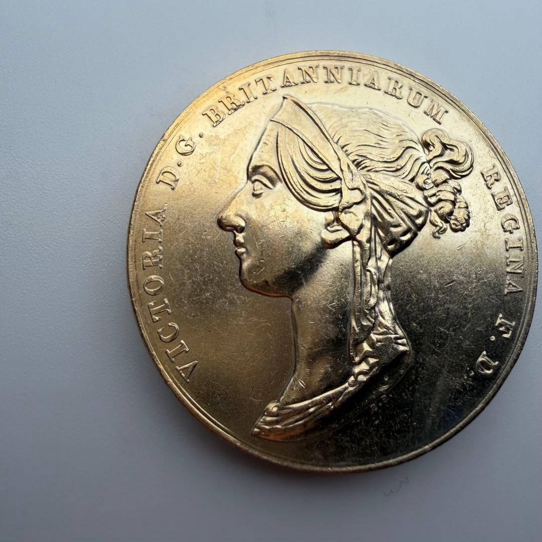 古銭　イギリス領インド（British India）ヴィクトリア女王肖像ルピー