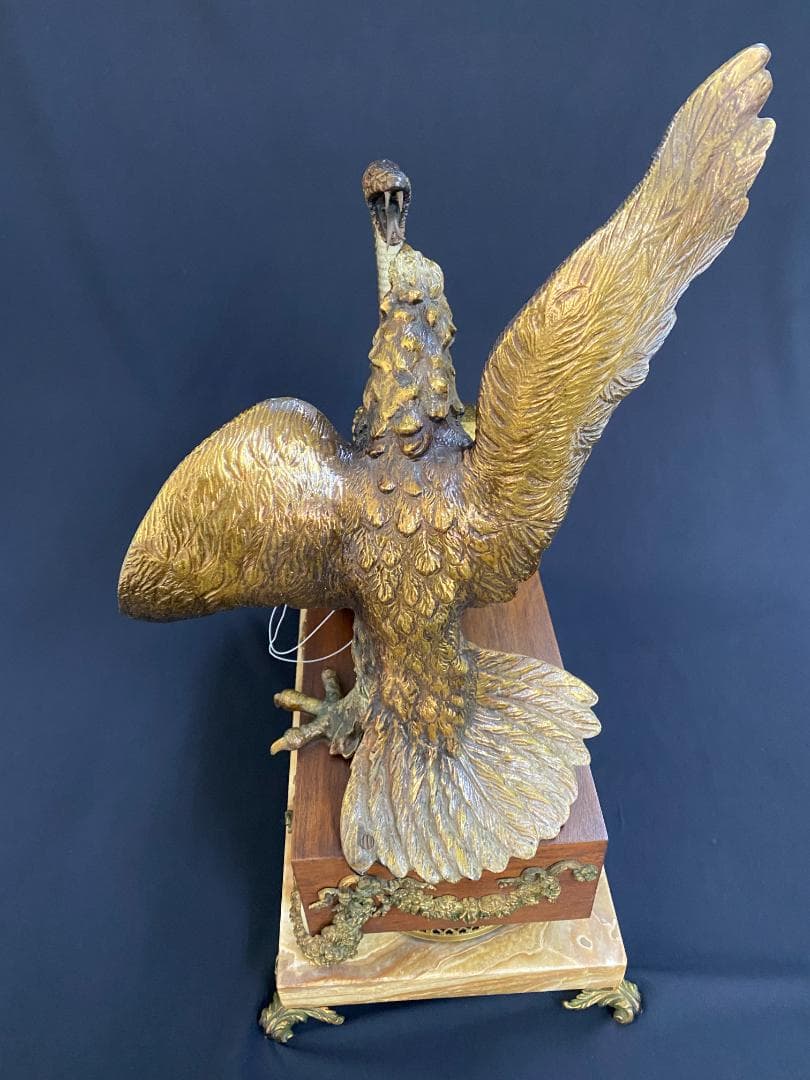 ドイツ製　マントルピース時計　イーグルVS.スネーク