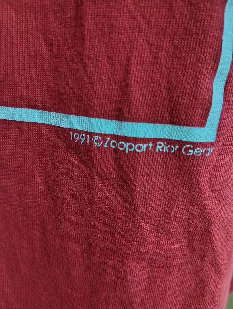 チャールズマンソンTシャツ