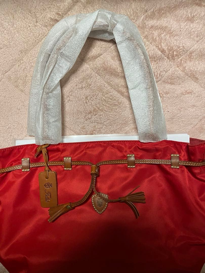 フェリージ　ナイロンハンドバッグ