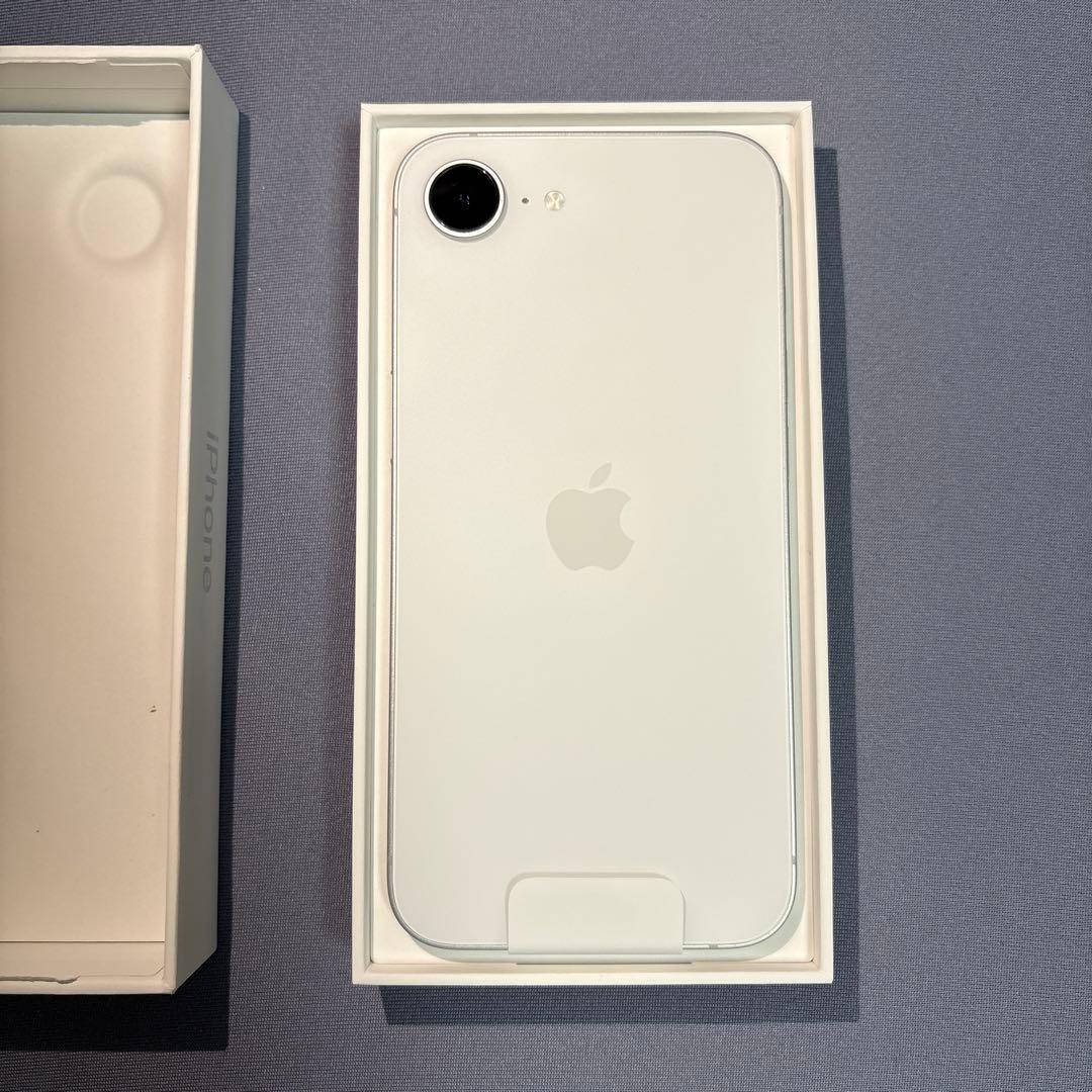 I phone16e New ホワイト128gb