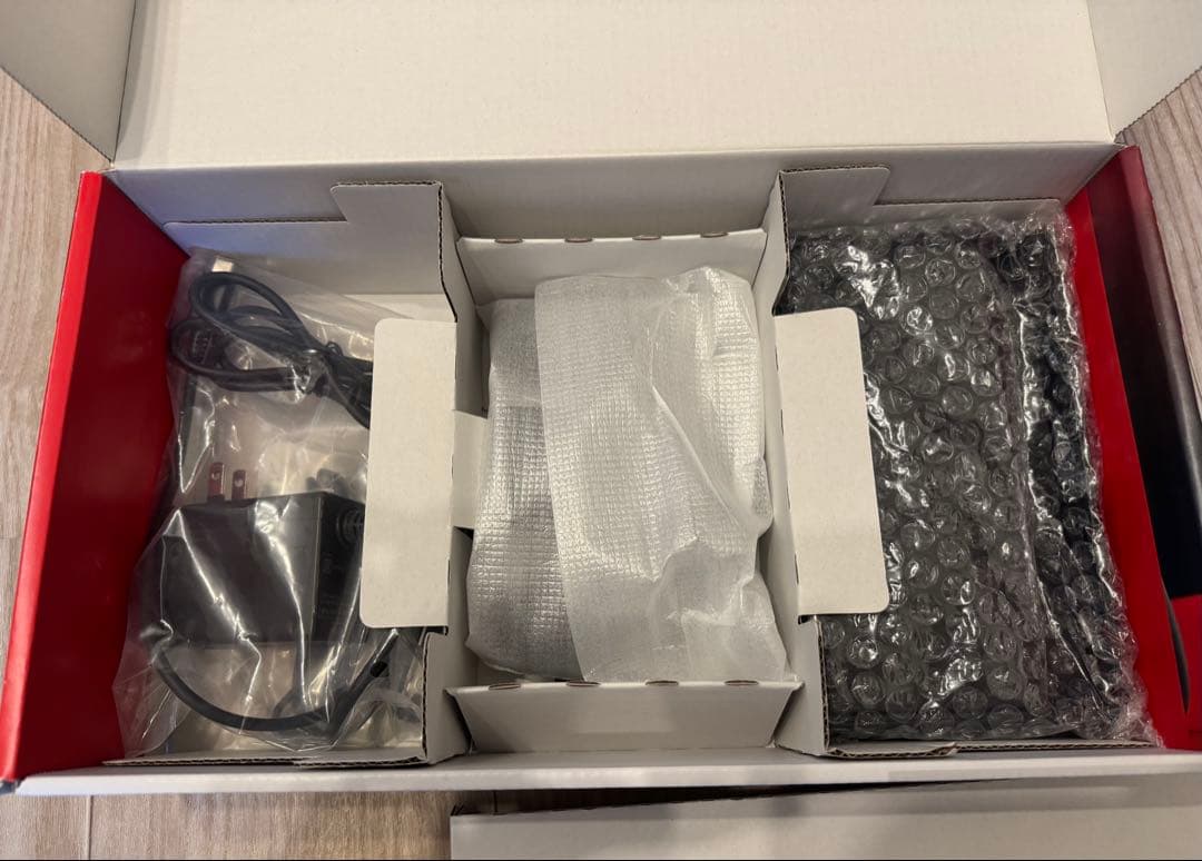 Nintendo Switch ネオンレッド/ブルー 本体 (付属品込み)