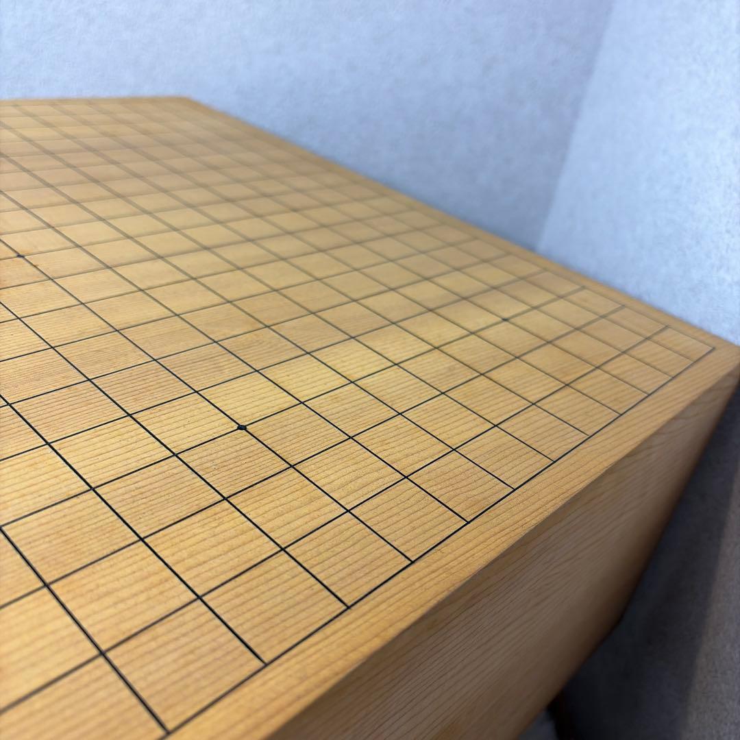 囲碁盤 本榧 天地柾目 ヘソ・脚付き 特大5.8寸