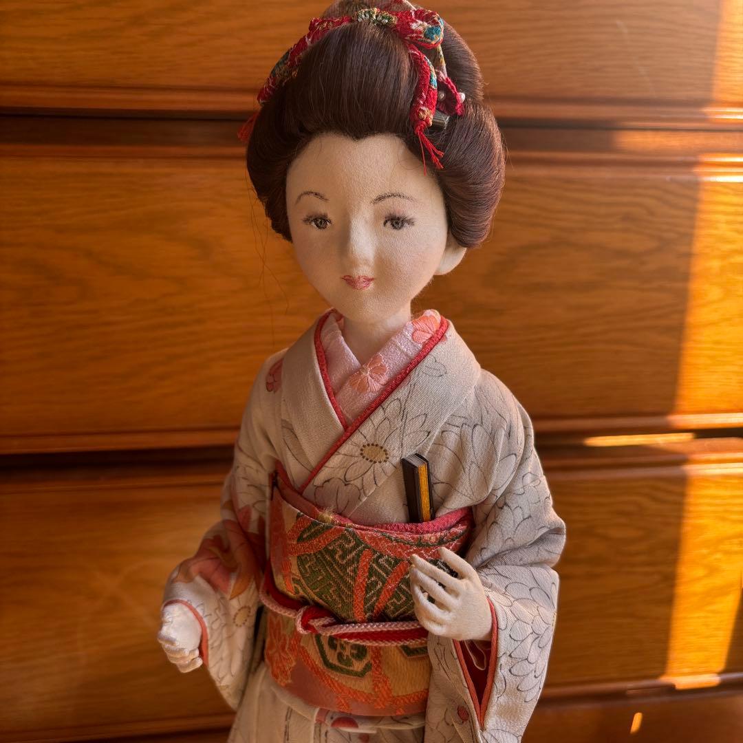 日本人形 着物 白・ピンク・赤