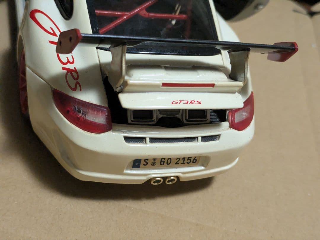 ミニカー Bburago Porsche 911 GT3 RS 1/18
