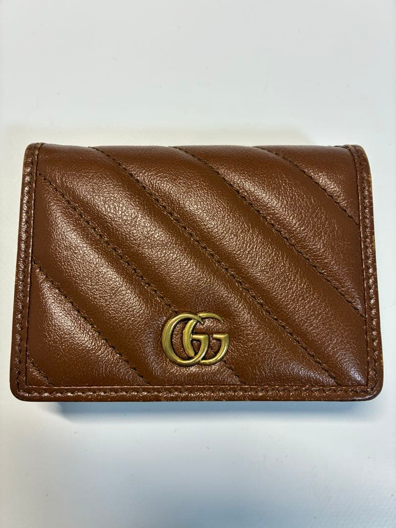 グッチ　マーモント　スモールウォレット　コンパクト財布　GUCCI