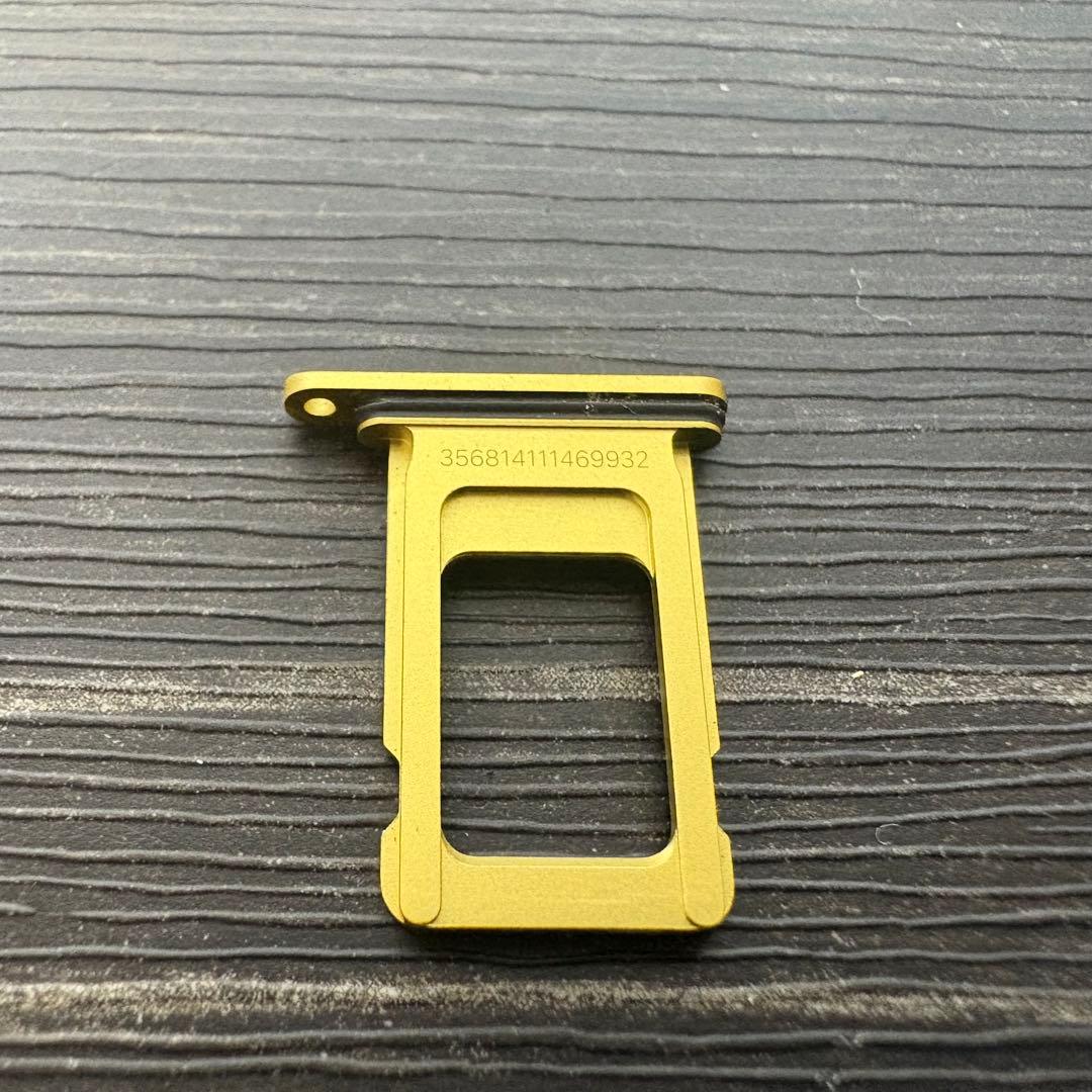 iPhone 11 256GB Yellow SIMフリー ジャンク