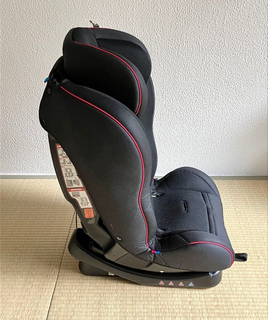 ⭐️美品・送料込・取説有⭐️コンビ チャイルドシート ウィゴーロングムーバーシリーズ