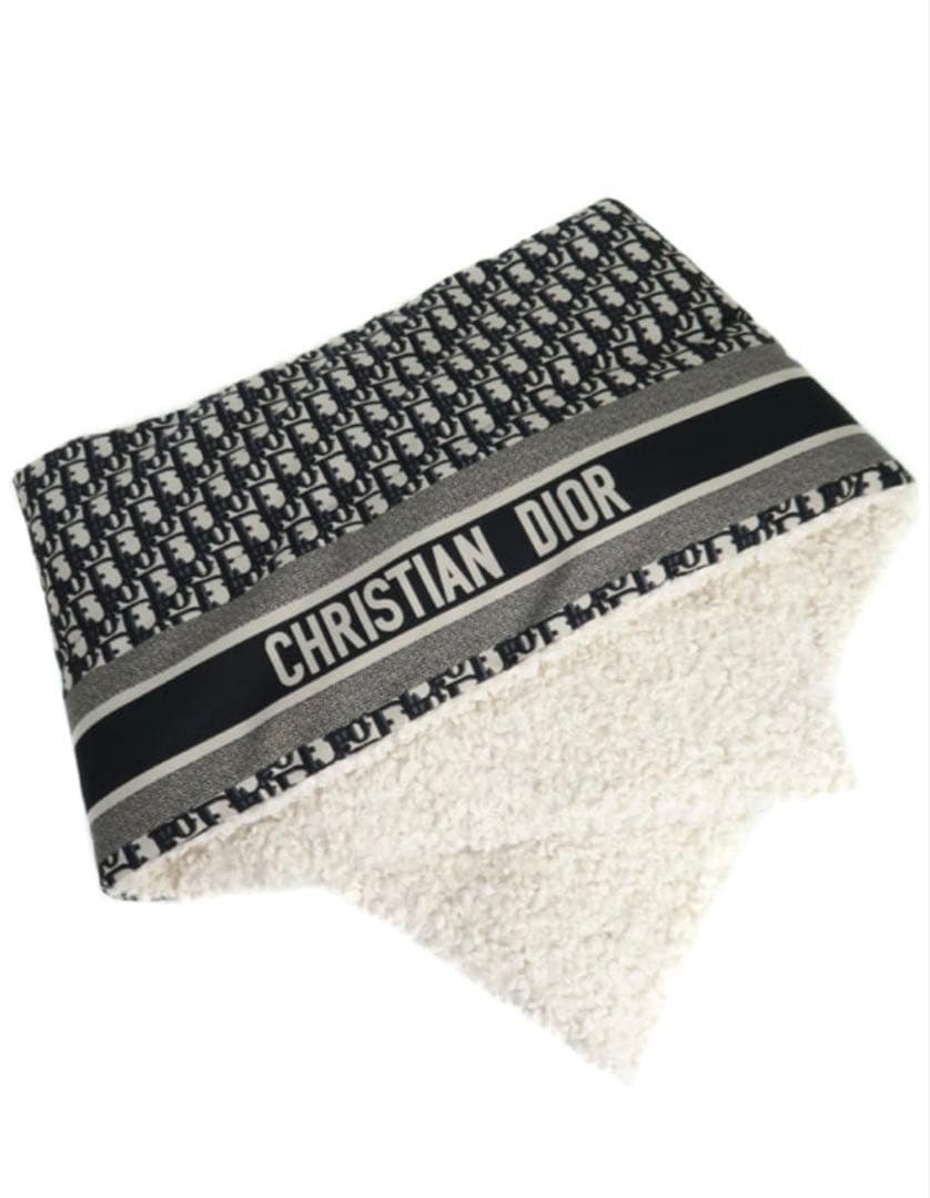 最終値下げ‼︎新品未使用⭐︎クリスチャンディオール⭐︎マフラー・ストール
