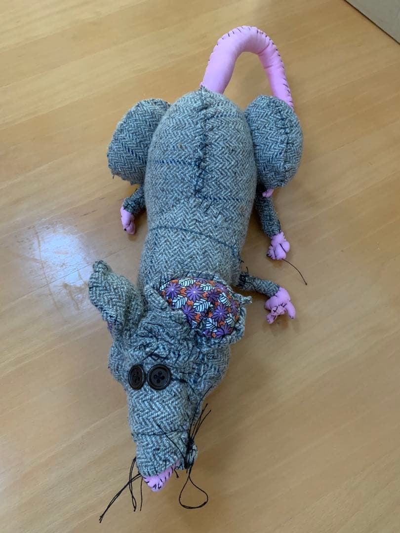 アンヴァレリーデュポン　Anne valerie dupond ねずみ