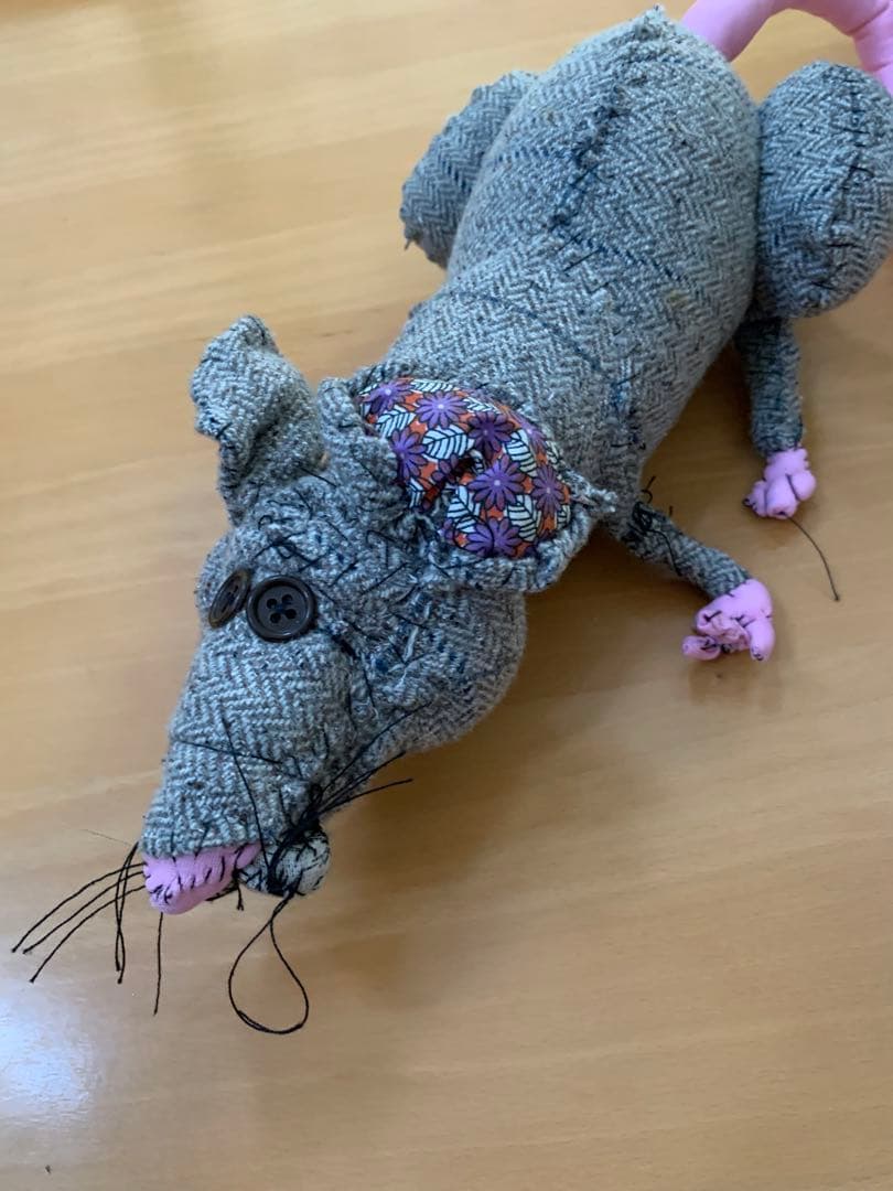 アンヴァレリーデュポン　Anne valerie dupond ねずみ