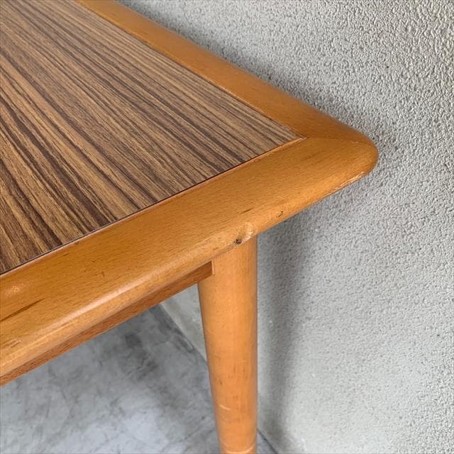 ともこ様｜キツツキマーク｜飛騨産業家具｜ダイニングテーブル｜レトロ2トーンカラー