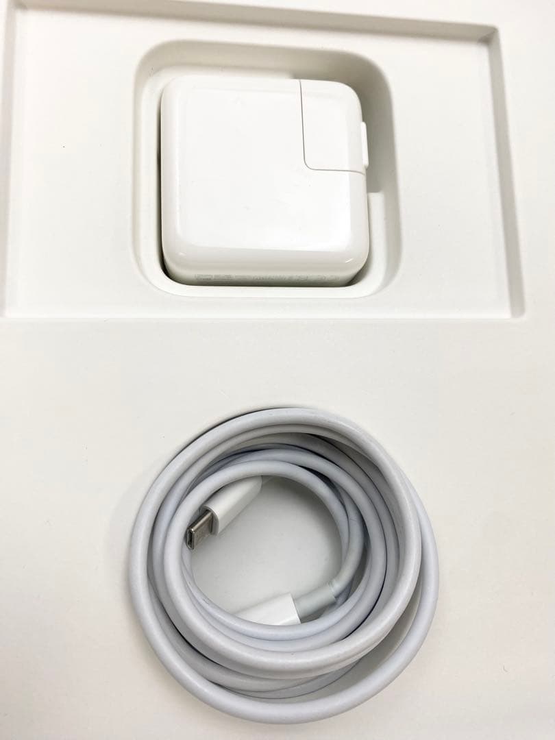 Apple MacBook Air M1 ノートパソコン 13インチ