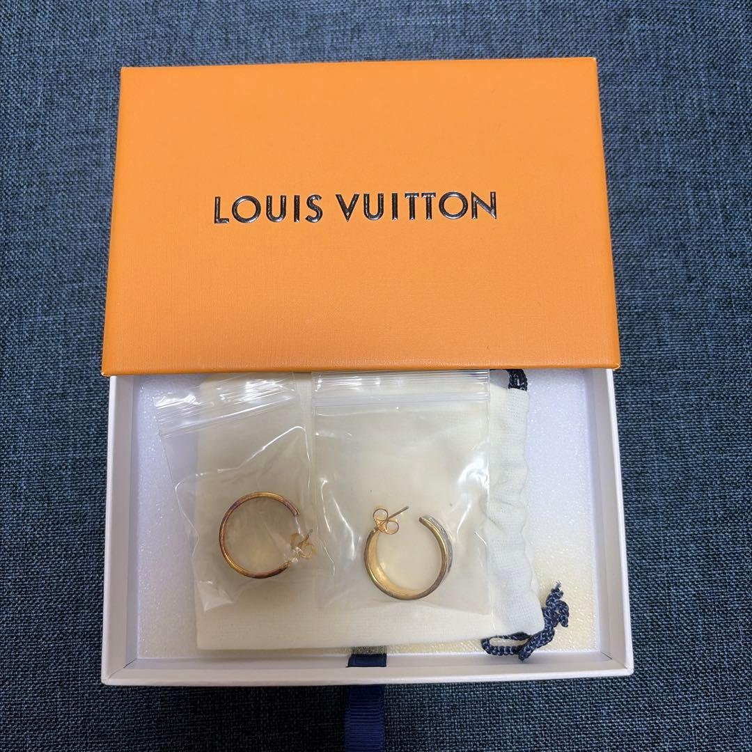 s*u様 ルイヴィトン ピアス