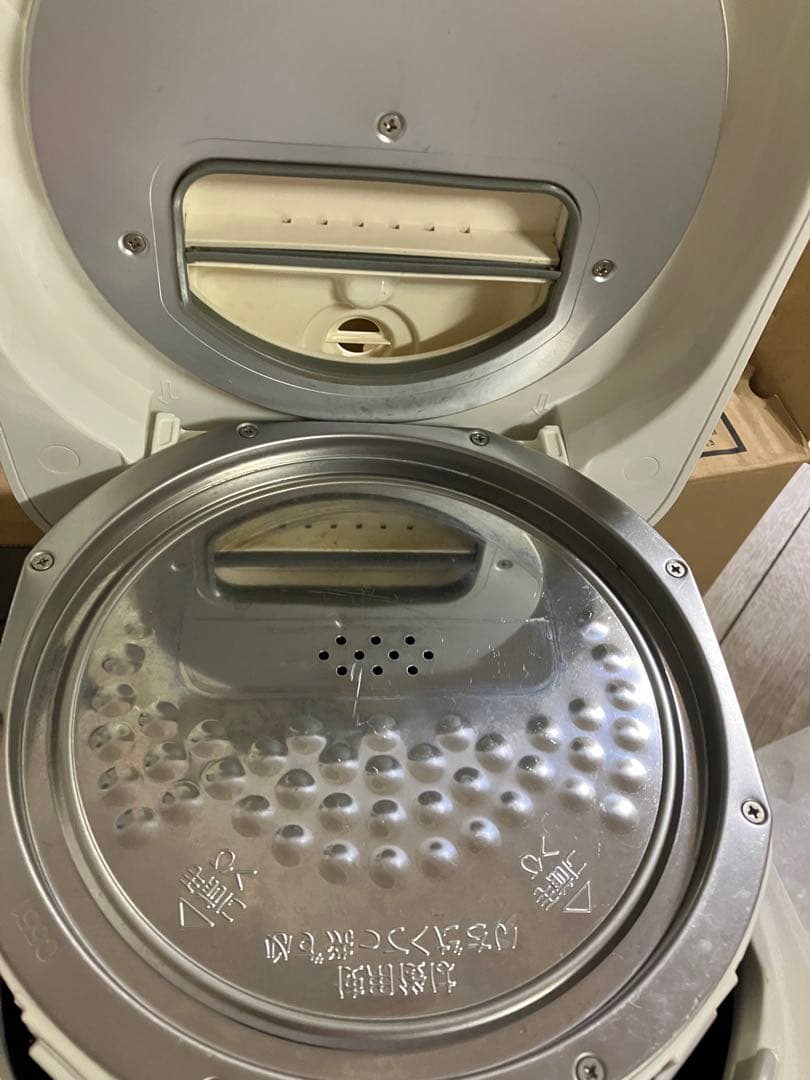 STAN IH炊飯器 NW-SA10-WA 5.5合 象印　 内釜未使用　スタン