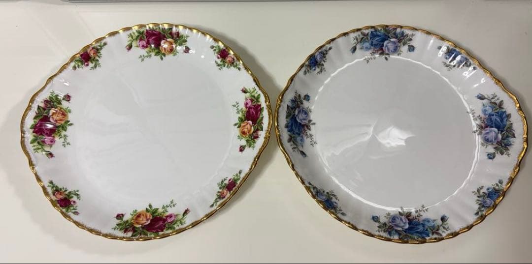 ビンテージ❤︎ロイヤルアルバート❤︎オールドカントリーローズ❤︎赤&青薔薇柄❤︎大皿2枚
