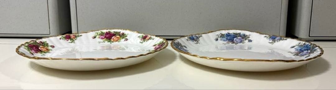 ビンテージ❤︎ロイヤルアルバート❤︎オールドカントリーローズ❤︎赤&青薔薇柄❤︎大皿2枚