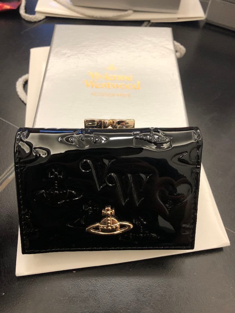 Vivienne Westwood ヴィヴィアンウエストウッド 三つ折り財布
