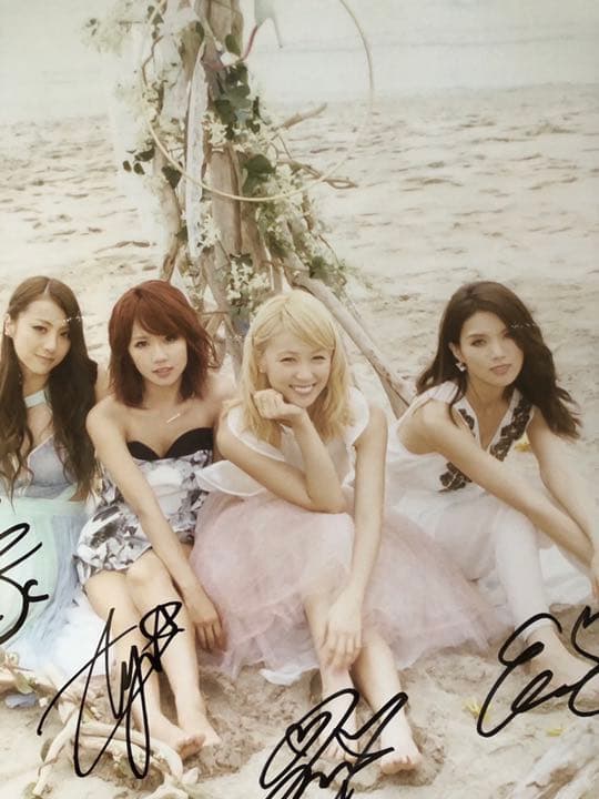 E-girls サインポスターセット