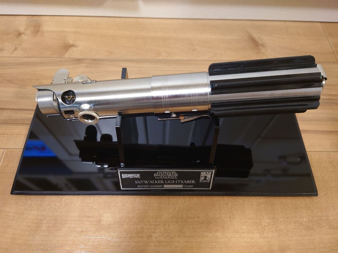 ライトセーバー　レプリカ　スター・ウォーズ　ルーク　icons社 1040/1万