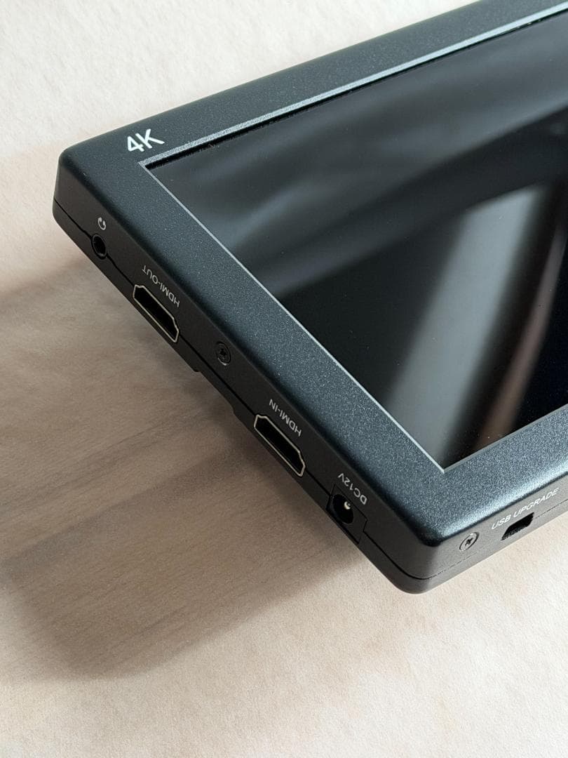 FEELWORLD T7 4Kモニター 7インチ 本体（ケース付き）