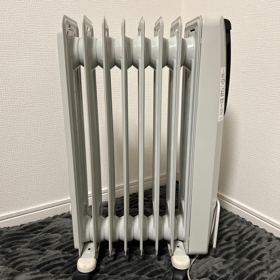 【美品】デロンギ オイルヒーター KHD410812-BK