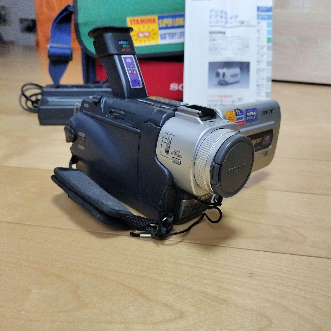 SONY Handycam DCR-TRV17 ケース付き　動作確認済み