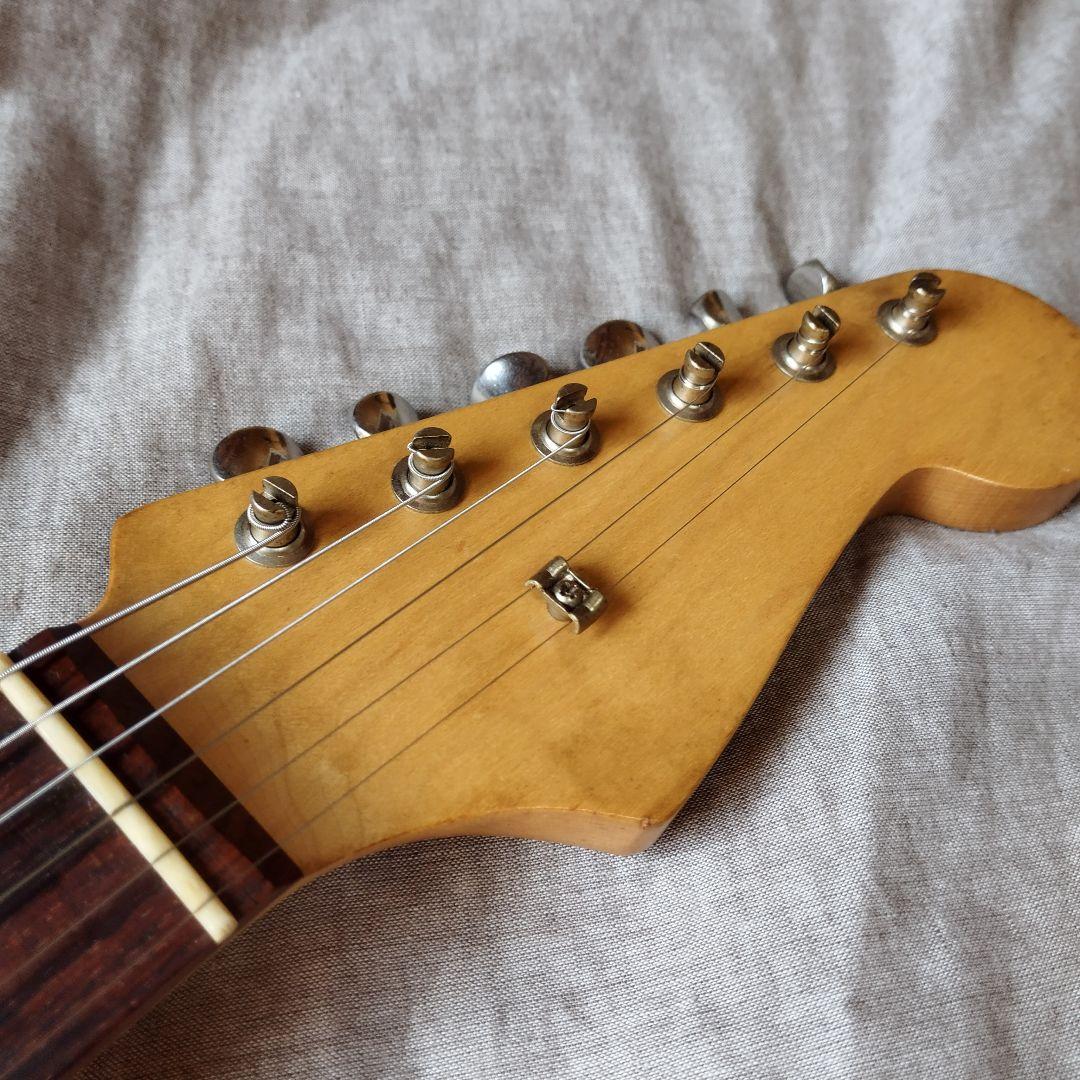 ストラトタイプエレキギター　ブランド不明