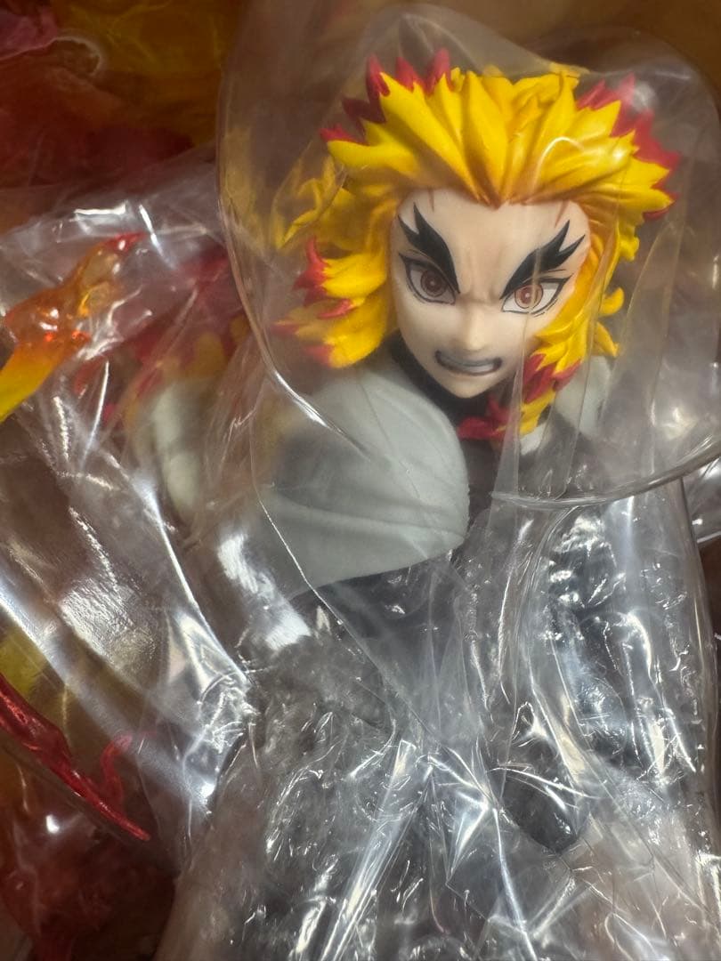 【煉獄杏寿郎】-炎の呼吸 奥義 玖ノ型・煉獄- 1/8スケールフィギュア