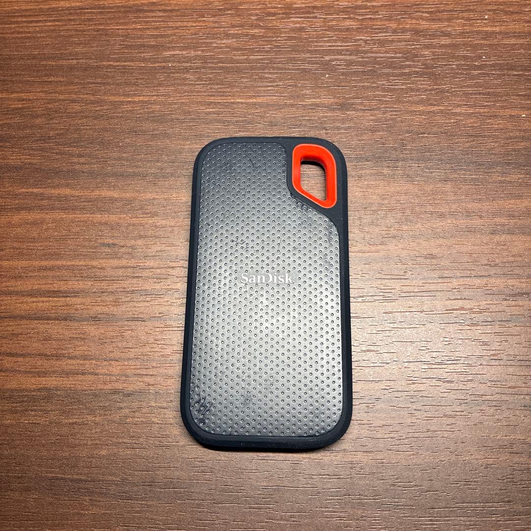 瀬*嫁様 2TB SanDisk Extreme Portable ポータブル