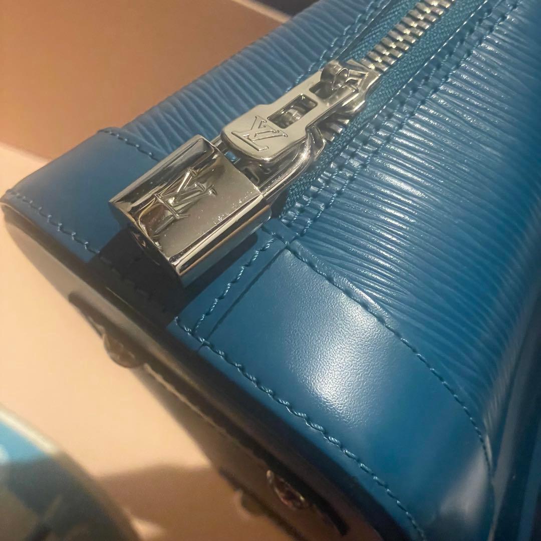 専用！定価315,700円　美品　ルイヴィトン　アルマbb ブルー