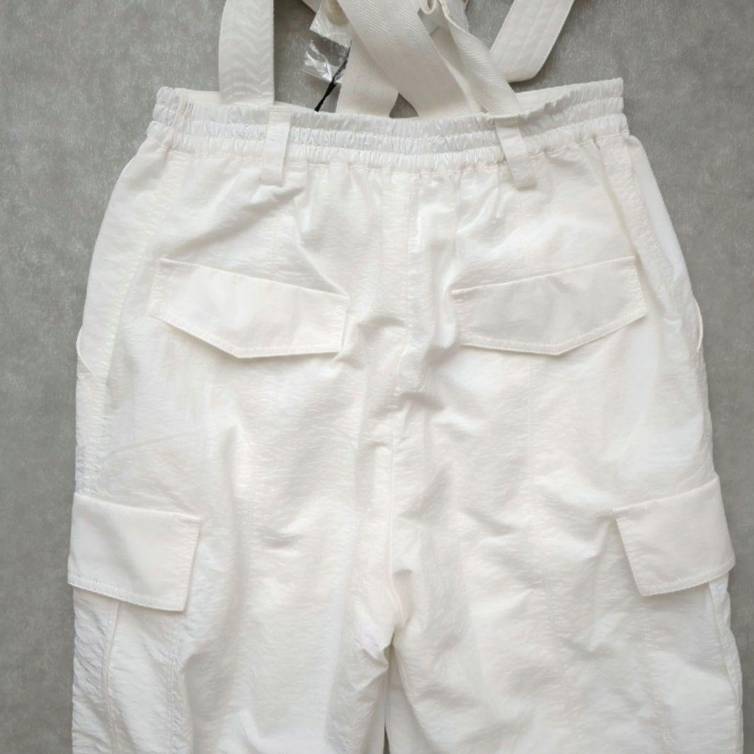 アルページュストーリー 撥水サス付きパラシュートパンツ　白　S　タグ付