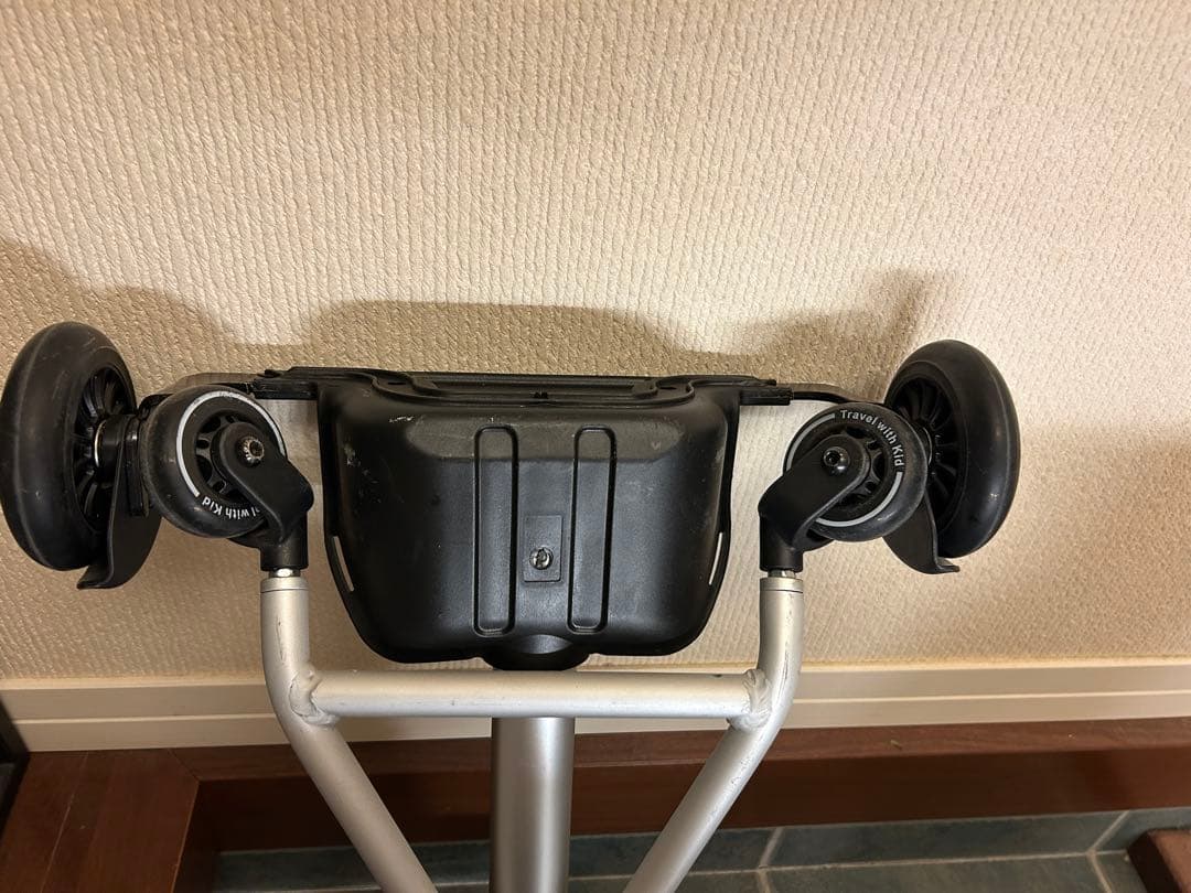 ⭐︎専用⭐︎子供を乗せれるQ-BOXキャリーカート＋トラベルポーチ