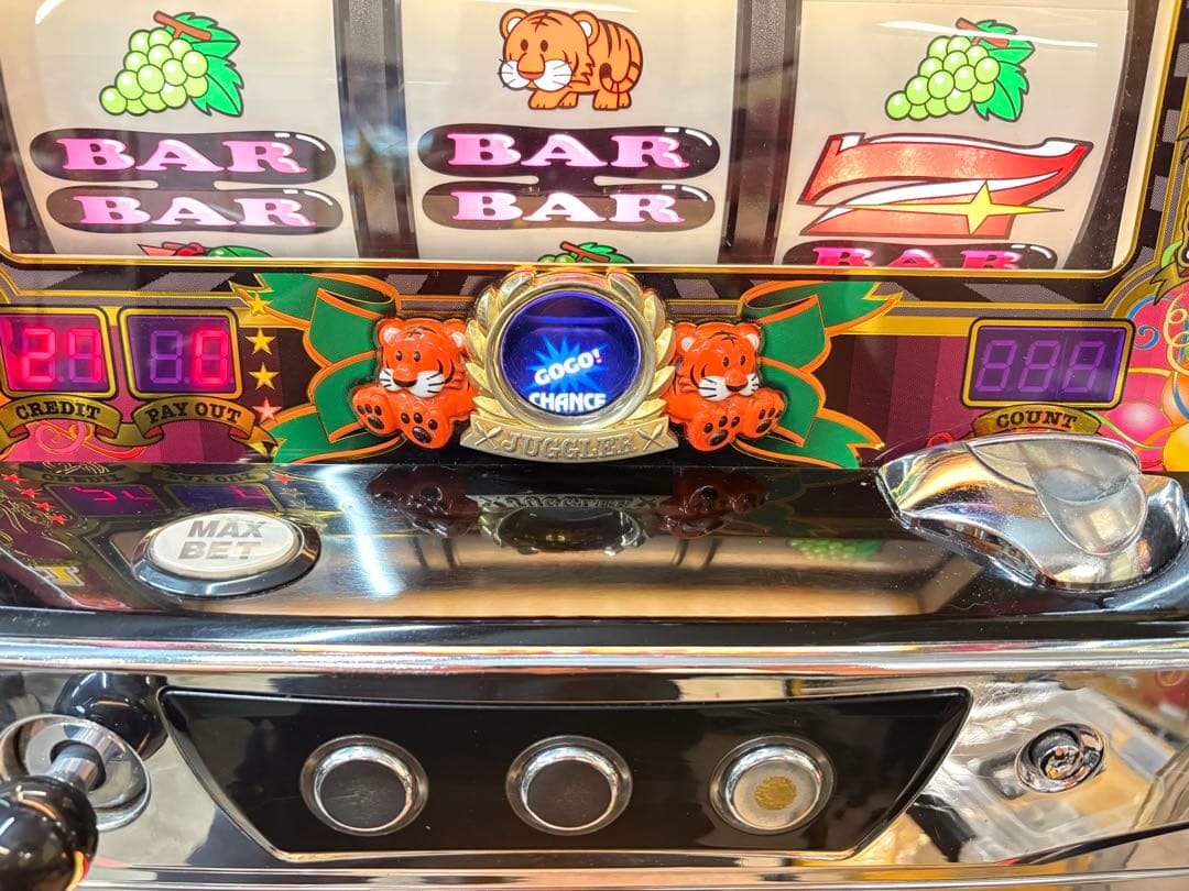 【送料込】マイジャグラー3 パチスロ 実機 直接引取可