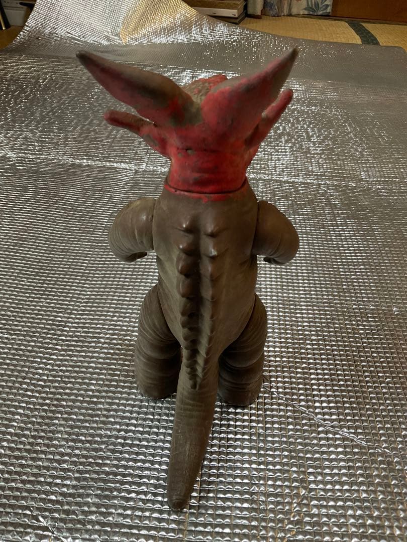 マルサン製／ガボラ。当時もの。ウルトラマンの怪獣【汚れあるが価値はあります】。