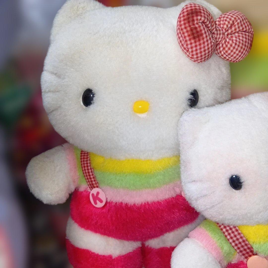 ハローキティ2001年自立型 ぬいぐるみ 大中小3体セット激レア