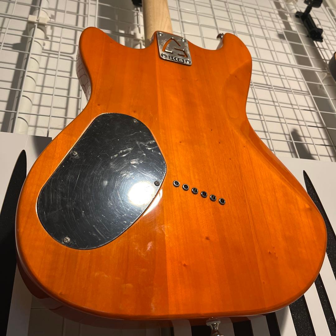 ギター Guild Surfliner