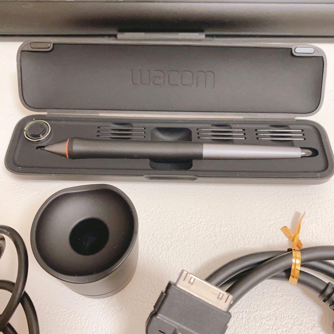 wacom ワコム　液晶タブレット　液タブ　ペンタブ　DTK-1301/K0