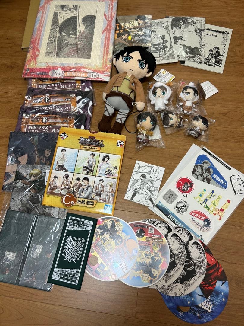 進撃の巨人　グッズセット