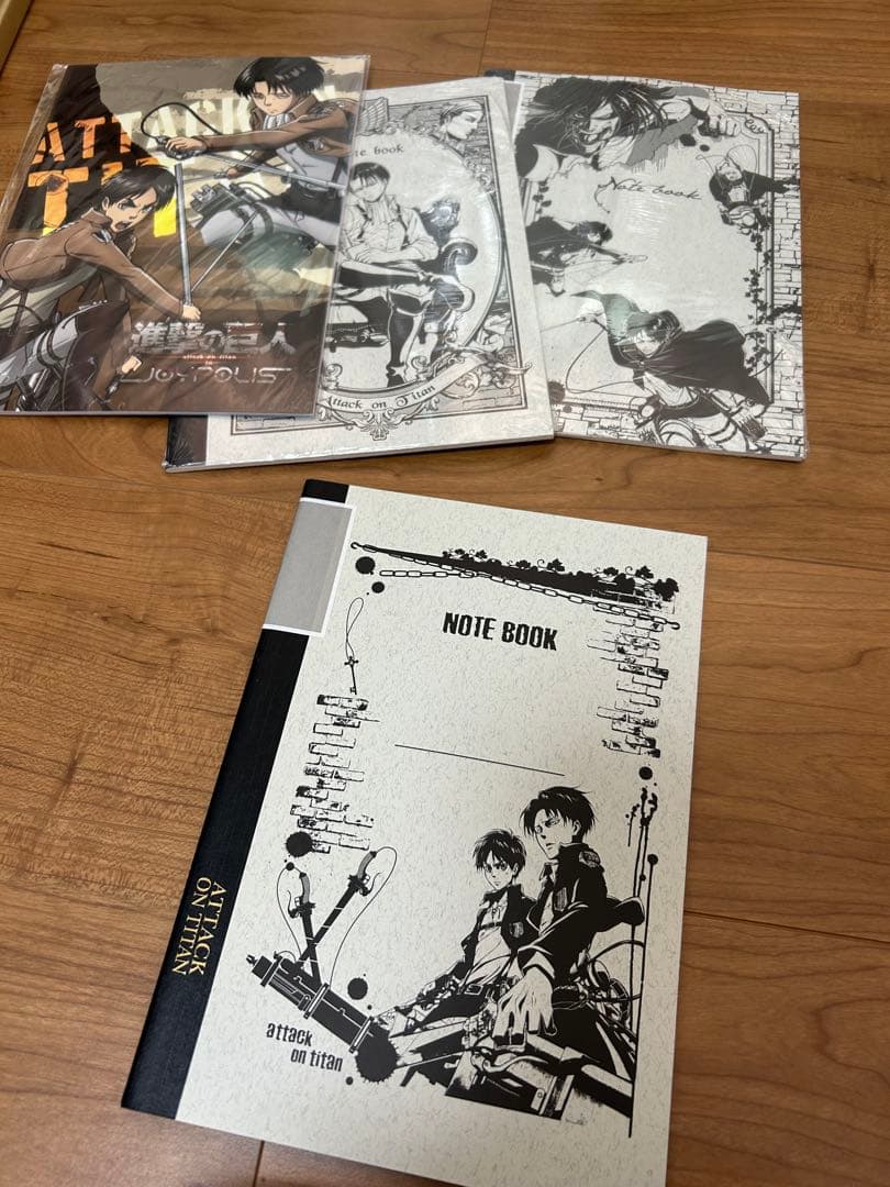 進撃の巨人　グッズセット