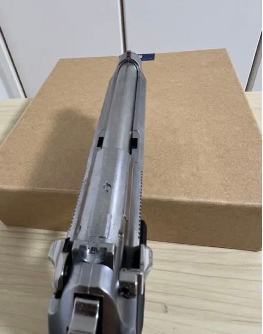 ブラックフライデー限定値引き東京マルイ　ベレッタ M92F シルバー　ガスガン