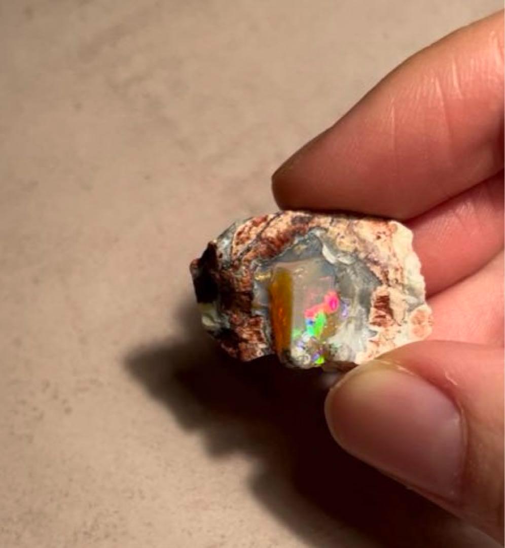 鉱物 : ファイヤーオパール　原石