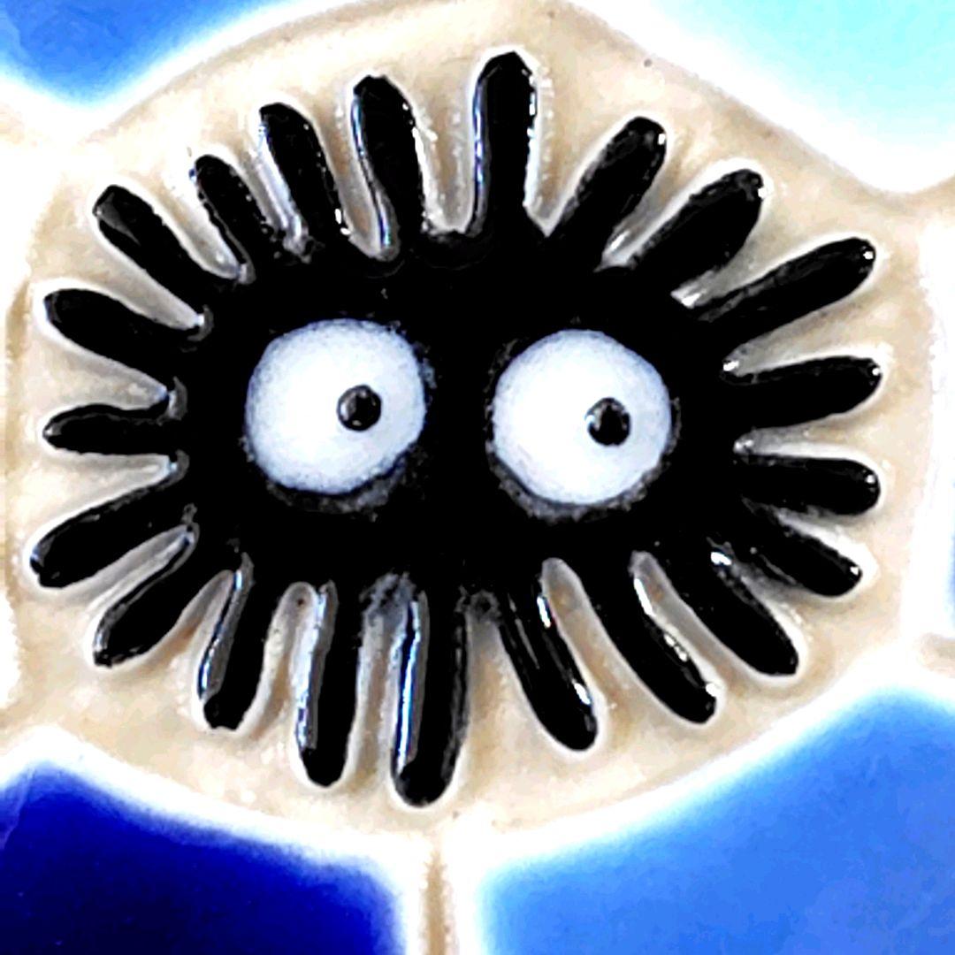 【送料無料】ジブリパーク ジブリの大倉庫限定 タイル柄　クロスケ　ブローチ