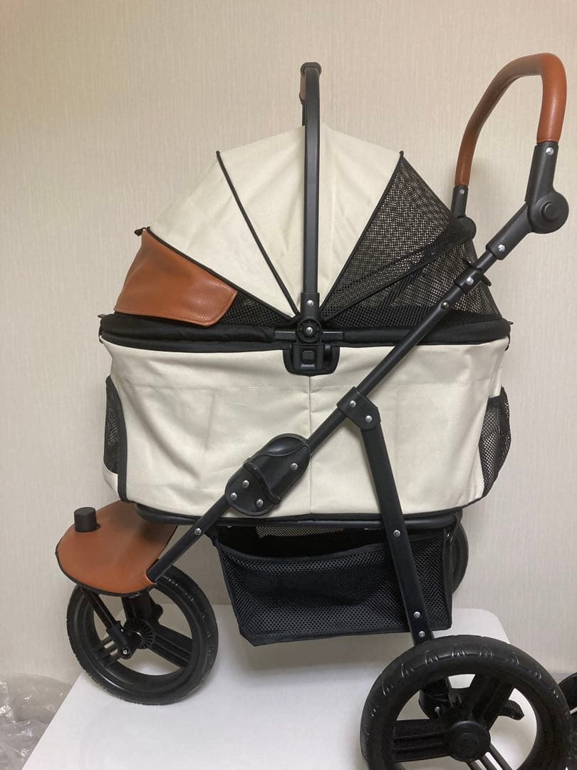 ひなた　ペットカート 3輪 分離型　多頭飼い　小型犬　中型犬　ベージュ