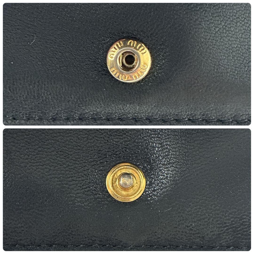 miu miu マテラッセ ラウンドジップ 財布 キルティング レザー ブラック